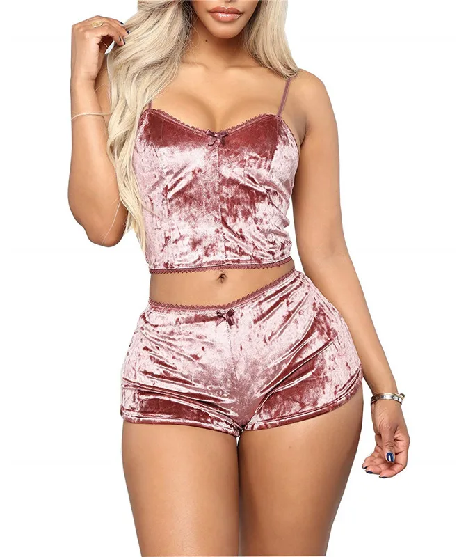 

Hot Selling 2020 Ladies Underwear Sexy Lingerie Pajamas Set Ladies Girls Velvet Crop Tops Bralette Panty Set Sleepwear 9 Colors