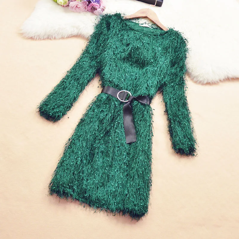 Платье футляр женское с бантом и длинным рукавом однотонное облегающее