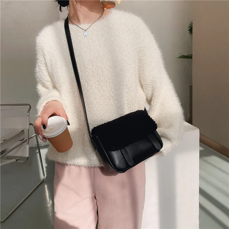 

Small wool fashion ladies one-shoulder messenger bag travel bag messenger bag leather handbag handbag lady flip small bag 2021