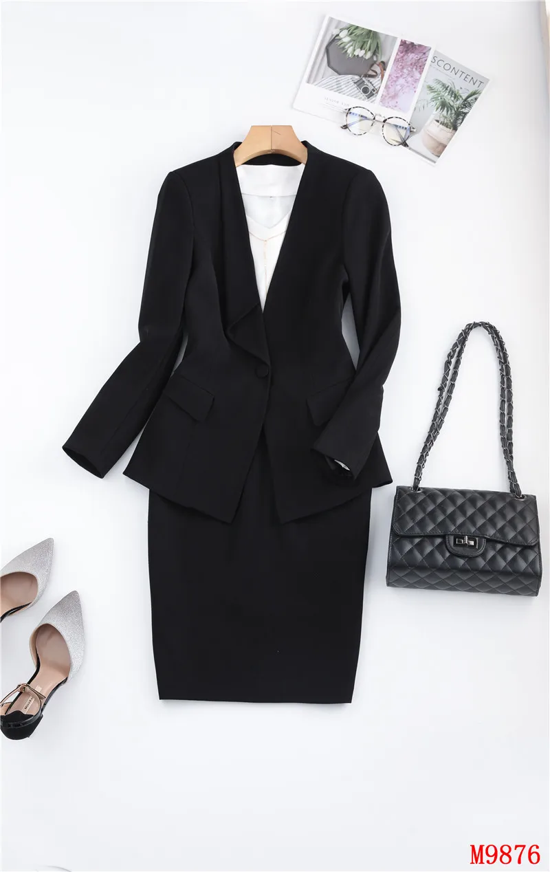 Женский деловой костюм с блейзером темно синий юбкой и жакетом офисная