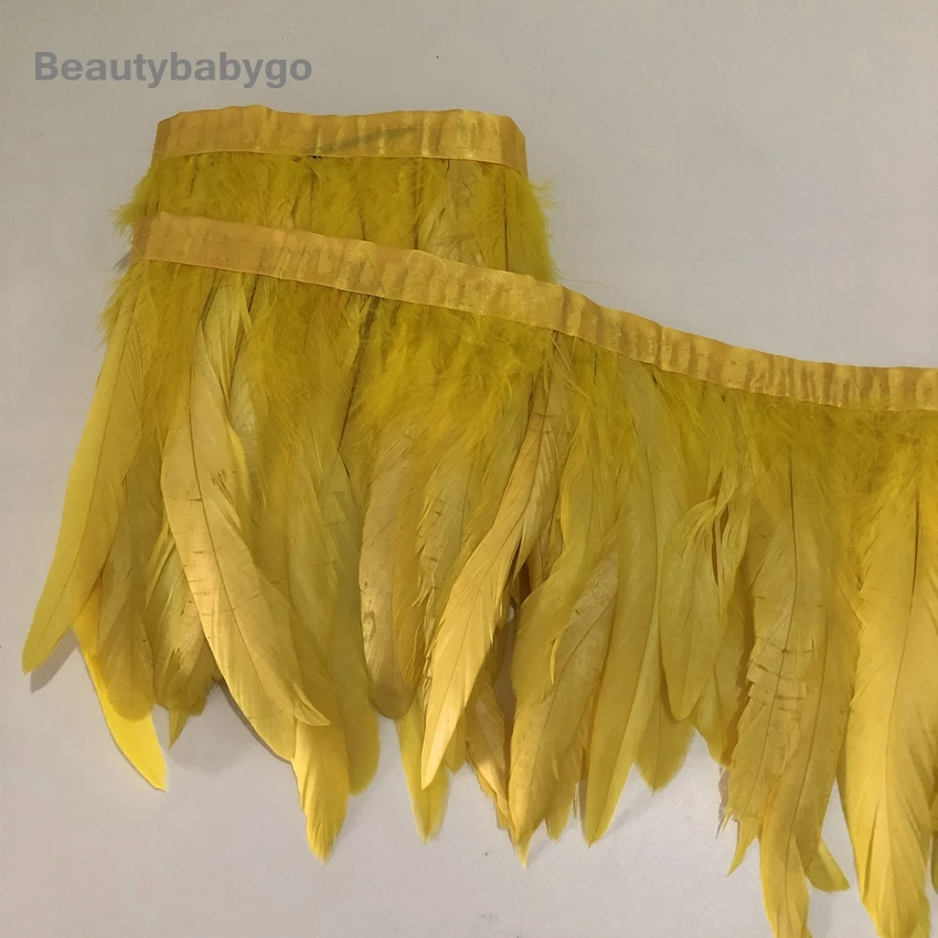 Price Of 2 Yards Yellow Dyed Rooster Tails Feather Trim 20-25cm 8-10Inches Chicken Feathers Ribbon Carnival Christmas Decoration | Дом и сад