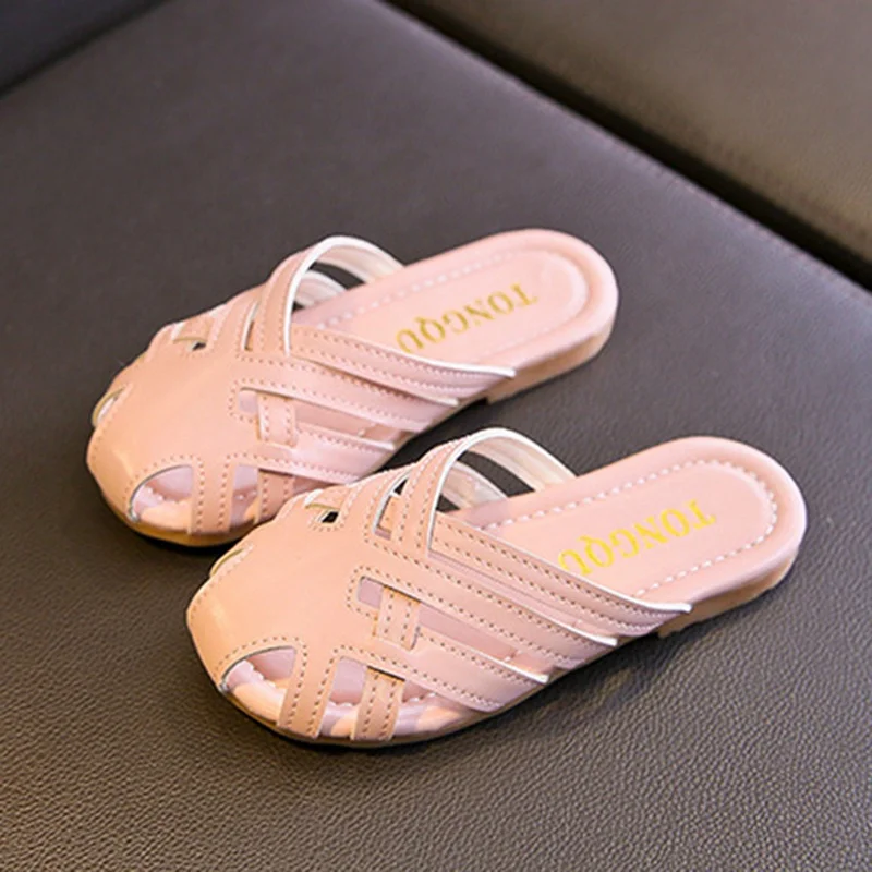 

Kids Girls Sandals Children Shoes Fashion Woven Non-slip Soft Bottom Baotou Beach Half Slippers1