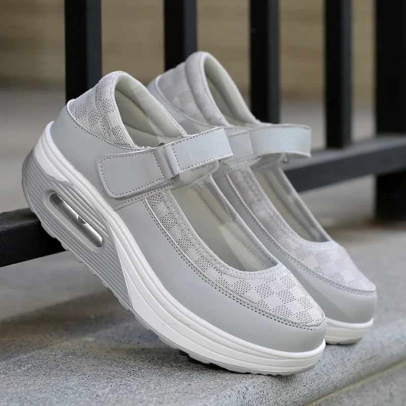 

2021 new white color round head female sneakers mesh shoes women breathable casual shallow mouth thickening Non-slip flat shoes