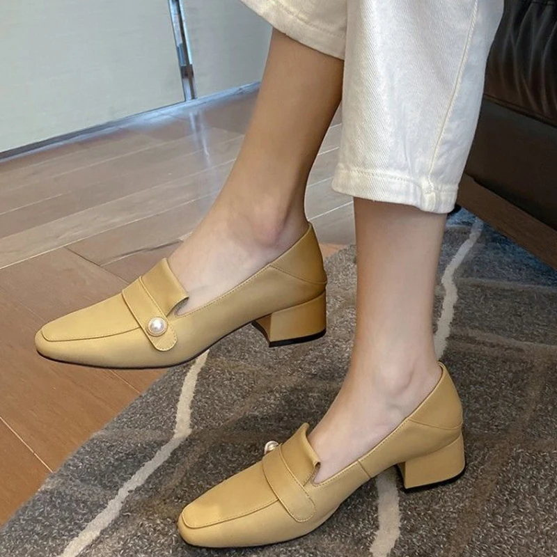 

Женские туфли с квадратным носком, маленькие кожаные туфли на толстом каблуке, обувь для отдыха, для весны и осени