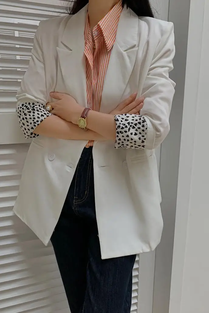 

Korean Women Autumn Fashion Solid Casual Style Jacket And Blazer Female Notched Collar Asymmetrical Chic Ladies Blazers Feminino