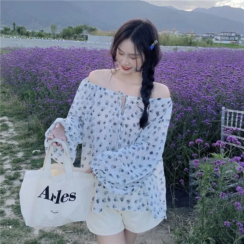 

COIGARSAM French Style Full Sleeve Shirt Womens tops Cute Loose Floral Print Belt Women shirts Blue Yellow 6836