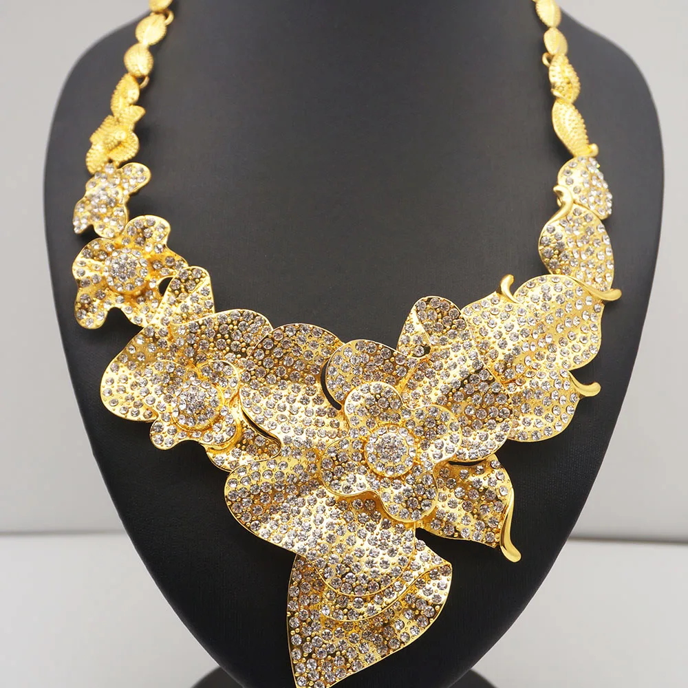 Женский комплект украшений из колье и браслета золотого в африканском