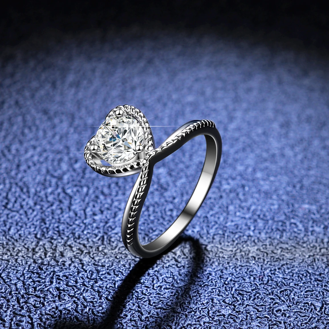 

925 sterling silver ring Mosan's drill Ring Fashion woman1ct diamond ring Heart-shaped love D-color Mosan diamond