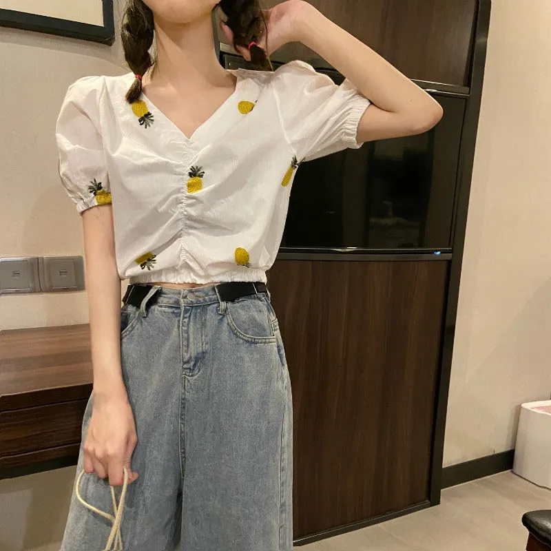 

Simple Style Small Flowers And Fruit Embroidery Pleated Design Short Square Collar Shirt Bubble Sleeve Female Top