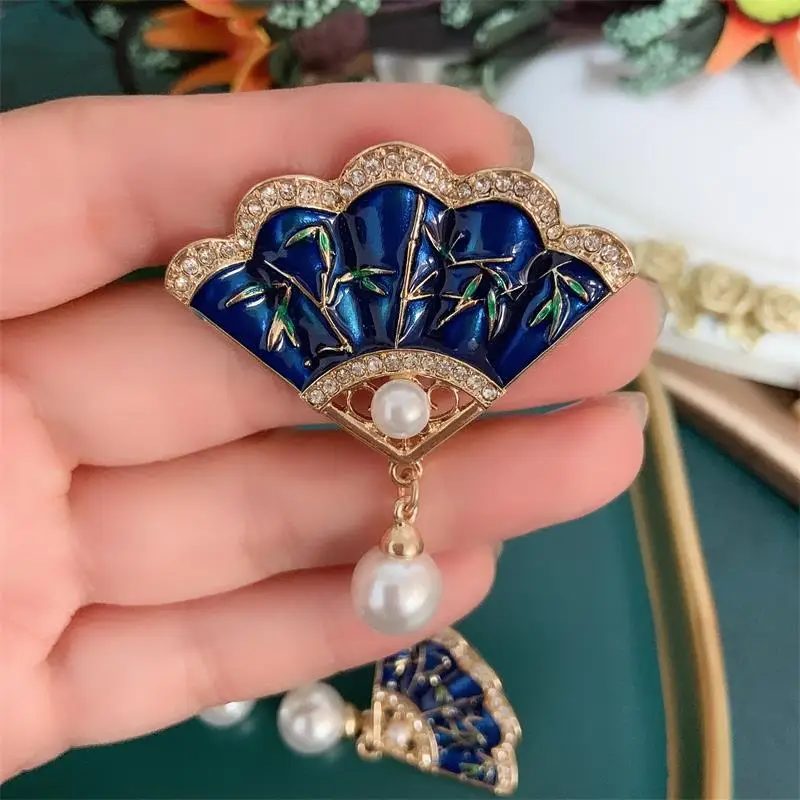 F. J4Z Новые Роскошные Броши для женщин Barroque имитация жемчуга Rhinesetone Tassel Fan образные штифты и серьги Ювелирные изделия Подарки