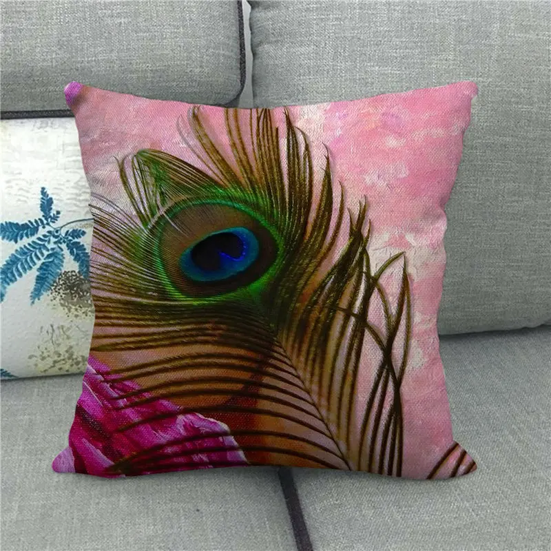 Разноцветный декоративный чехол-наволочка с изображением павлиньих перьев 18x18