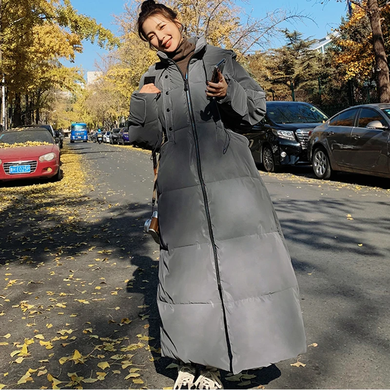 Пальто женское средней длины с капюшоном модное свободное утепленное пальто