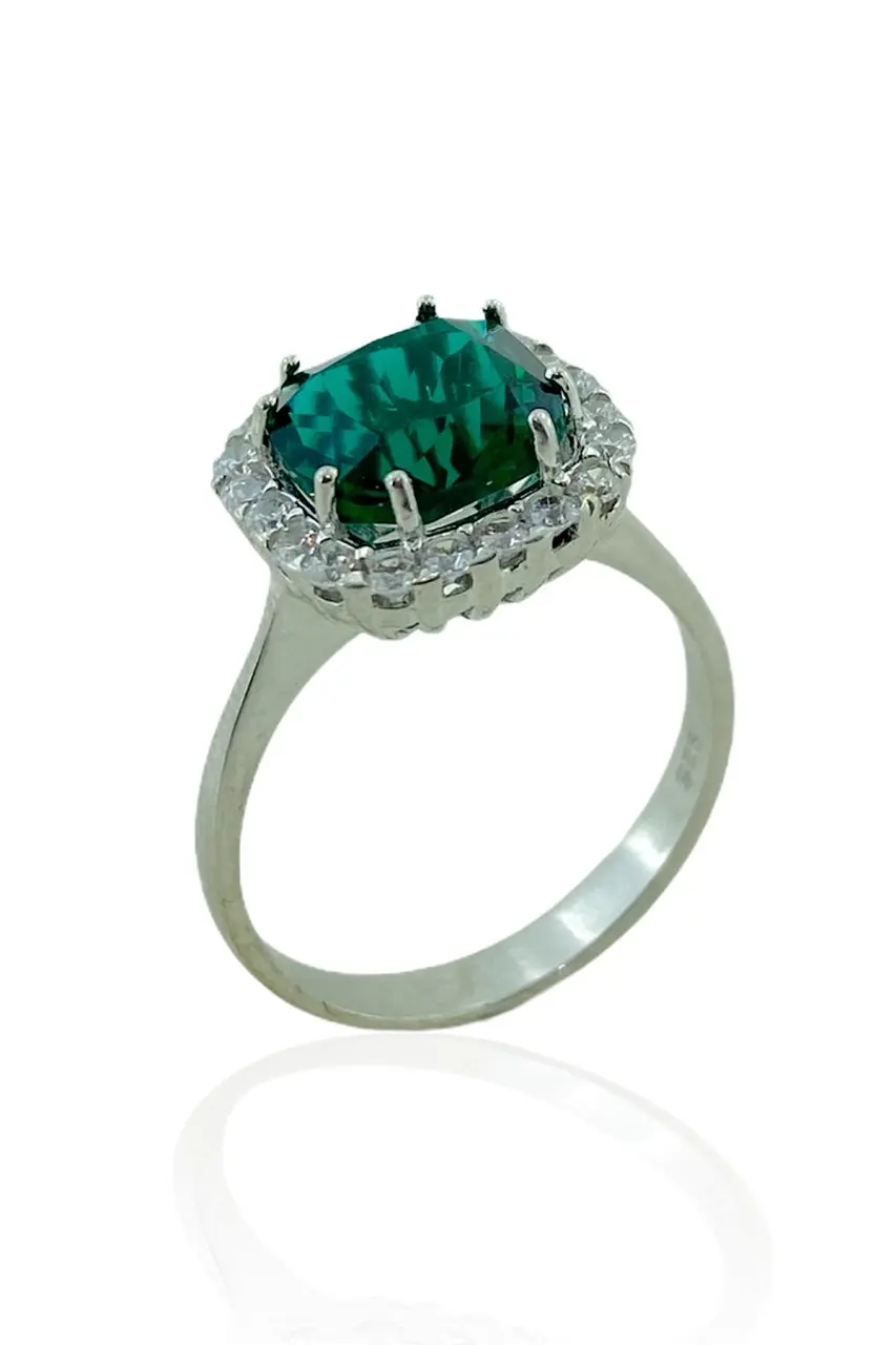 

Кольцо из серебра 925 пробы, с изумрудом