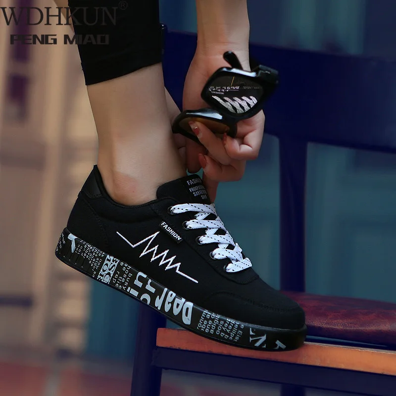 

2020 Spring Women Shoes Black Sneakers Women Lace-up Print Casual Shoes Low Top Graffiti Canvas Shoes Woman Flat High Quality