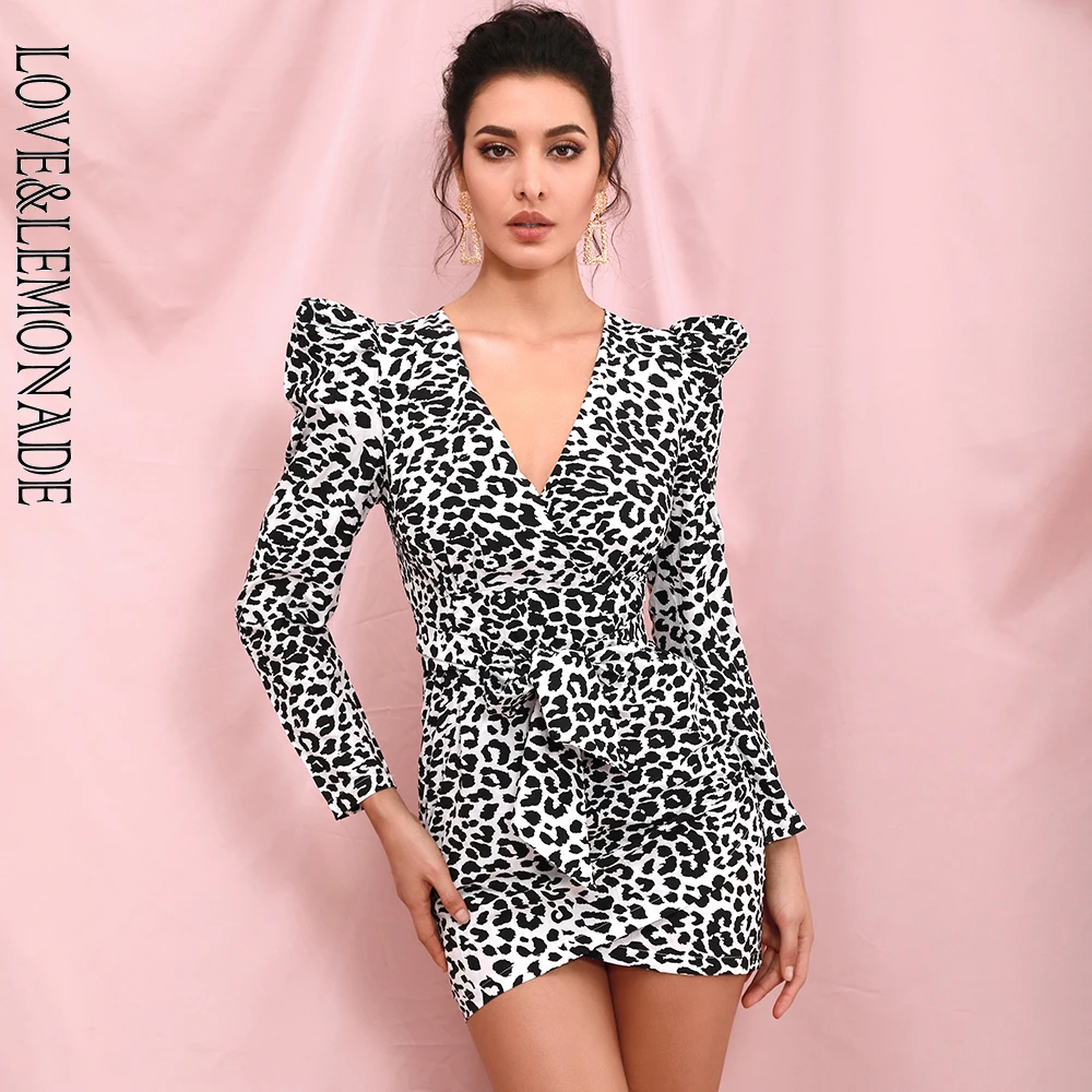 Женское платье с леопардовым принтом LOVE & LEMONADE Белое Облегающее вечернее мини v