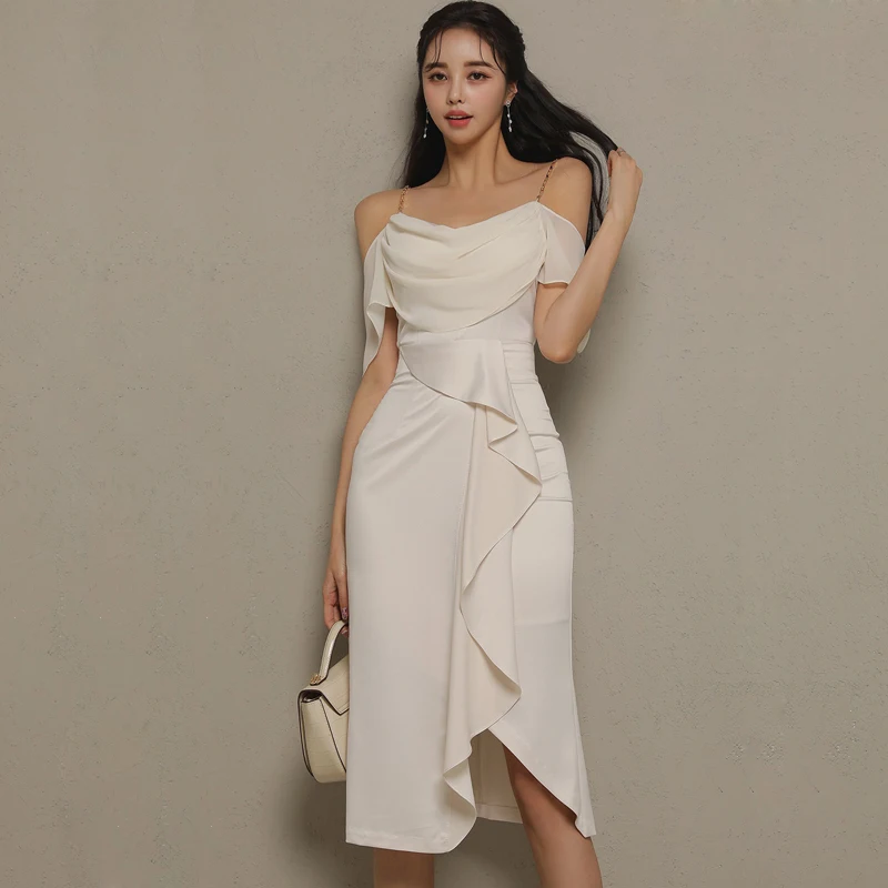 

2021 Summer Korean New Women's Chic Pile Collar Suspender Top + Waist Ruffle Hip Skirt Avant-Garde Fashion Two-Piece Suit