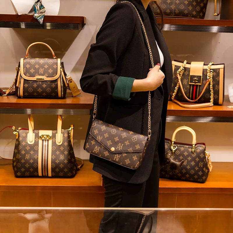 

Classical Print Chain Crossbody Bag for Women Luxury Handbags Women Bag Designer Purse and Handbags Sac De Luxe Femme Marque Gg