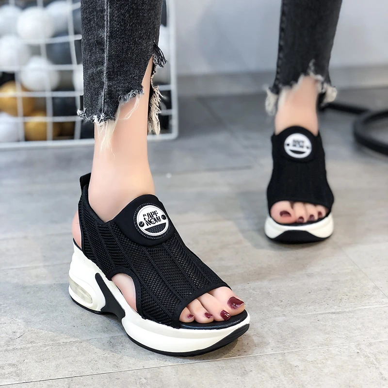 

Women Sandals 2021 New Summer Shoes Women Platform Sport Sandals Woman Open Toe Casual Beach Shoes Zapatos de Mujer