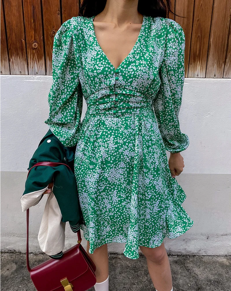 

2021 Summer Women'S Korea Chic Temperament Tea Break Skirt Folds V-Neck Puff Sleeve Fresh Green Floral Draw Back Dress Vestidos