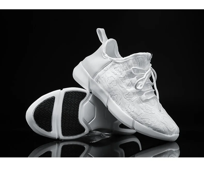 ULKNN Fiber Optic USB Recharge Glow Shoes Boys Girls Shoes Lightweight Running Sneakers LED Light Summer Shoes