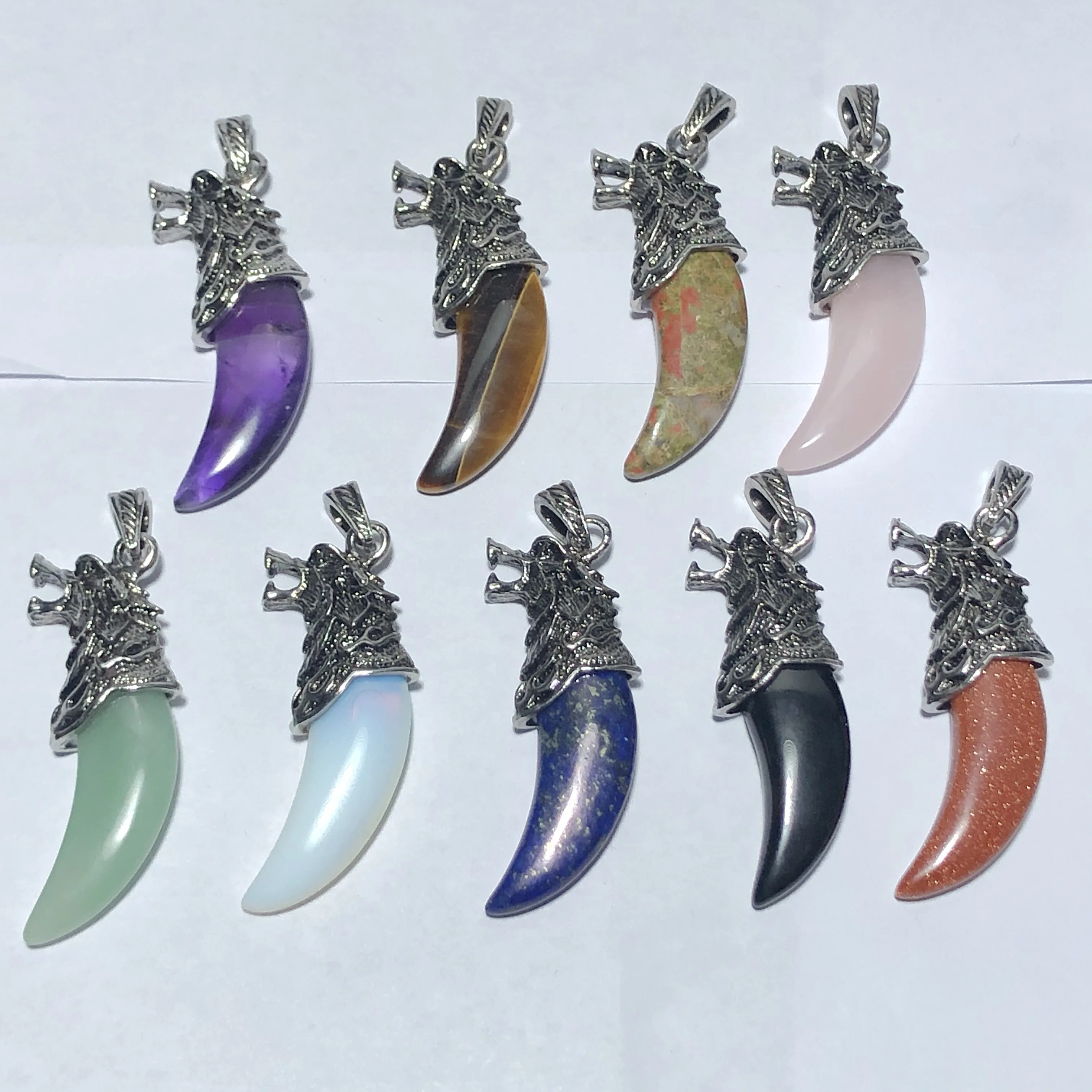 

Natural Different Materials Wolf Teeth With Metal Pendant Healing Reiki Home Decoration Handicraft Decoration Foxes Pendants