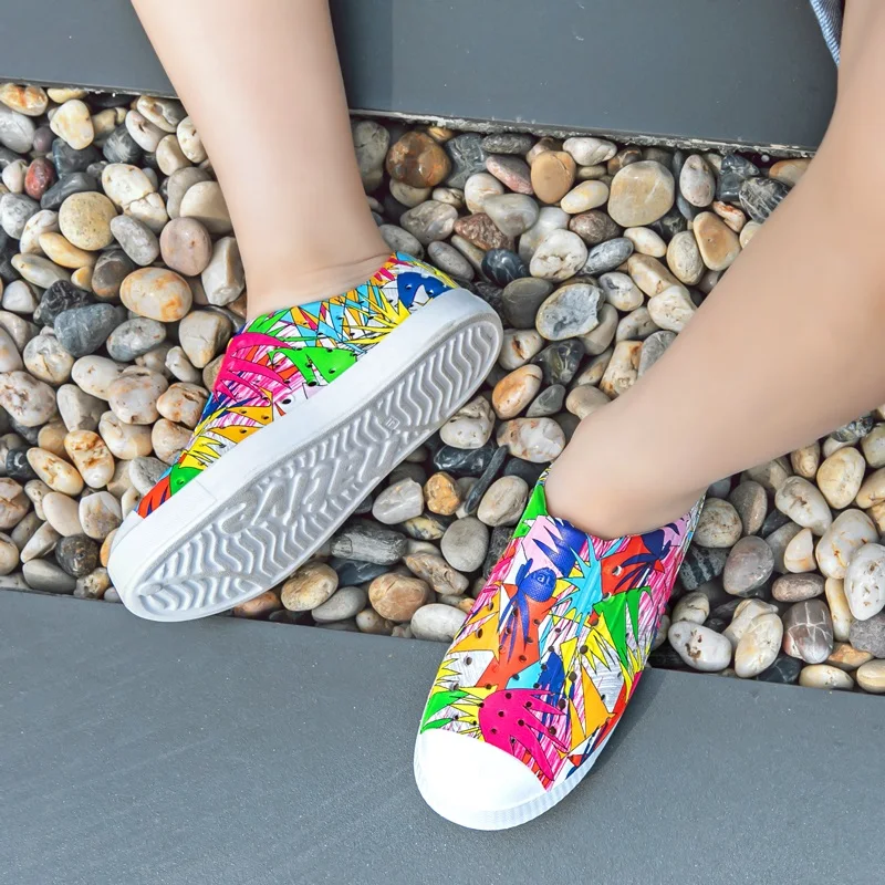 

2021 Hot Sale Summer Kids Casual Breathable Boy Shoes Hollow Girls Slip-on Shoes Soft Bottom Boys Children Flats for Sneakers