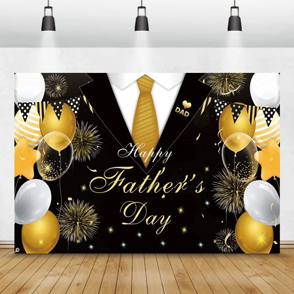 

Фон для фотосъемки с изображением семейной вечеринки счастливого отца черный костюм золотистый галстук воздушные шары узор декор комнаты ...