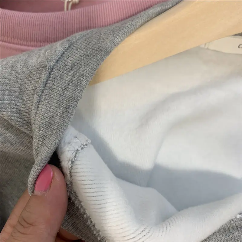 

Add velvet thickening contrast letters sweater women tide ins autumn and winter 2021 new Korean loose slim round neck top