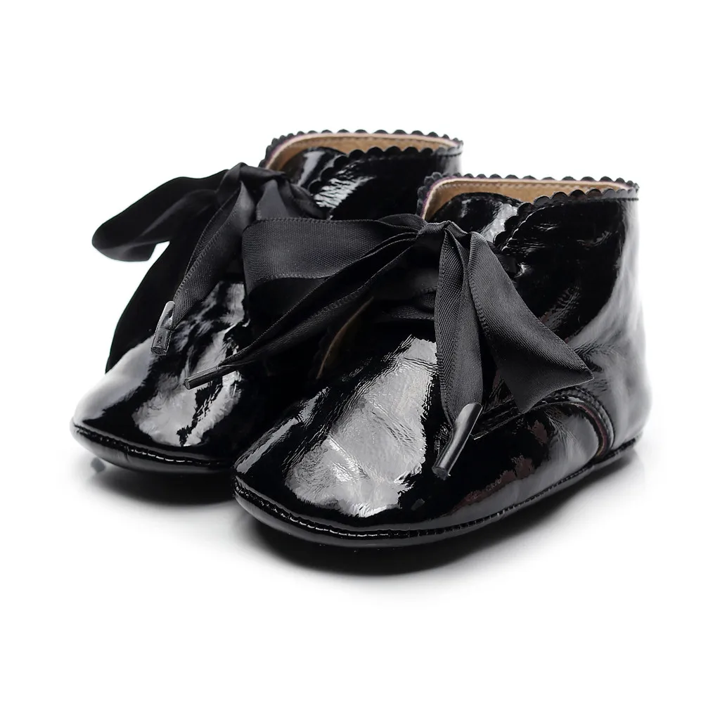 Ботинки для маленьких девочек с бантом мультяшная обувь новорожденных первых