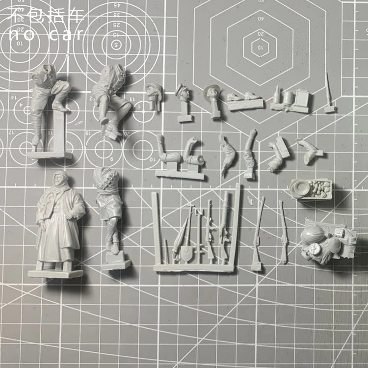 Масштаб 1/35 Неокрашенная фигурка из смолы 4 фигурки и аксессуары для колесиков