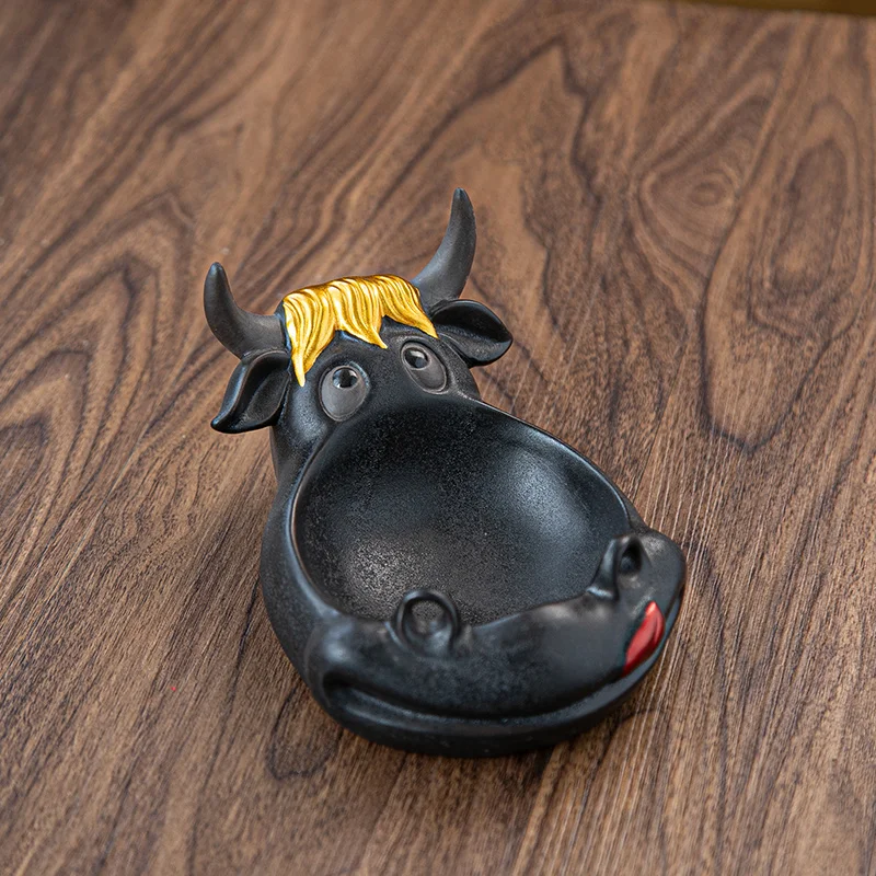 

Household Ceramic Cartoon Ashtray Creative Lovely And Windproof Car Personality Animal Ashtray Multi-Function Smoking Tray