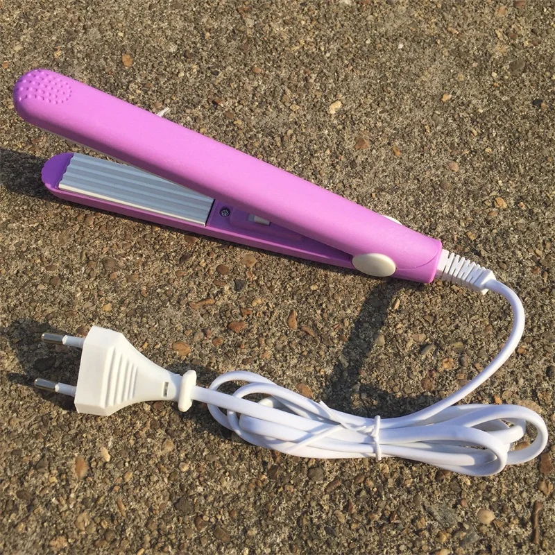 

Portable Fluffy Small Waves Corrugated Mini Hair straightener Iron Pink Ceramic Straightening Corrugated Curling Iron Styling To