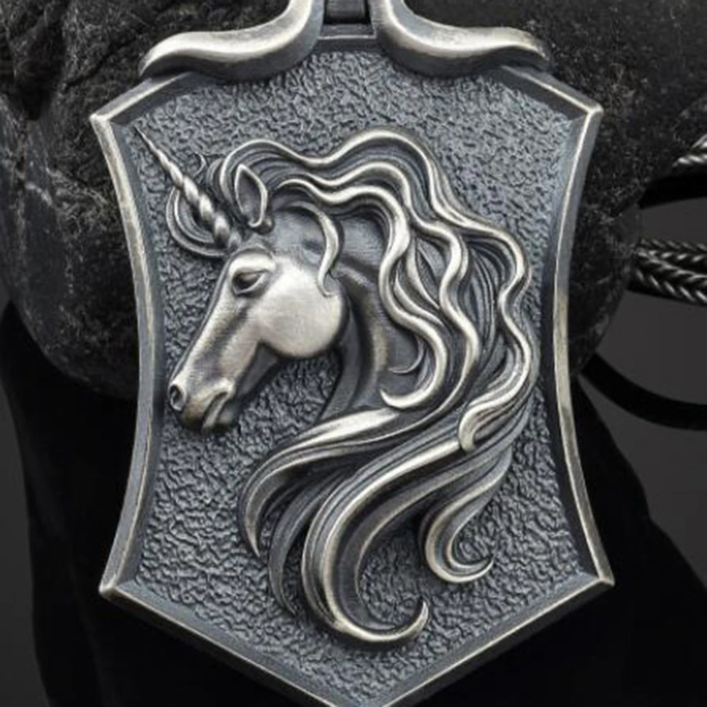 

Unicorn Shield Men's Pendant Necklace Trendy Male Hip Hop Retro Sweater Chain Wild Long Men's Ring