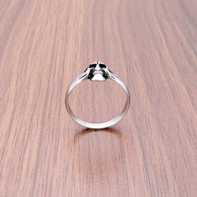Женское кольцо из нержавеющей стали 316L с черепом смерти | Украшения и аксессуары