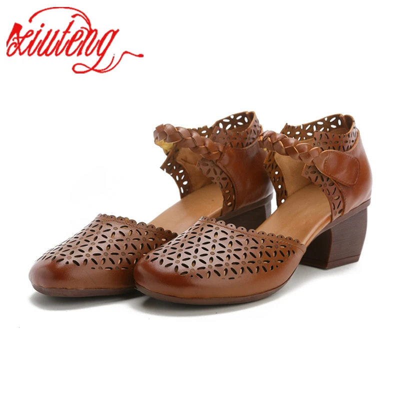 Xiuteng  2022 Summer New Soft Bottom Flat Genuine Leather Women Shoes Women Sandals Retro Handmade Flower Sandals For monther