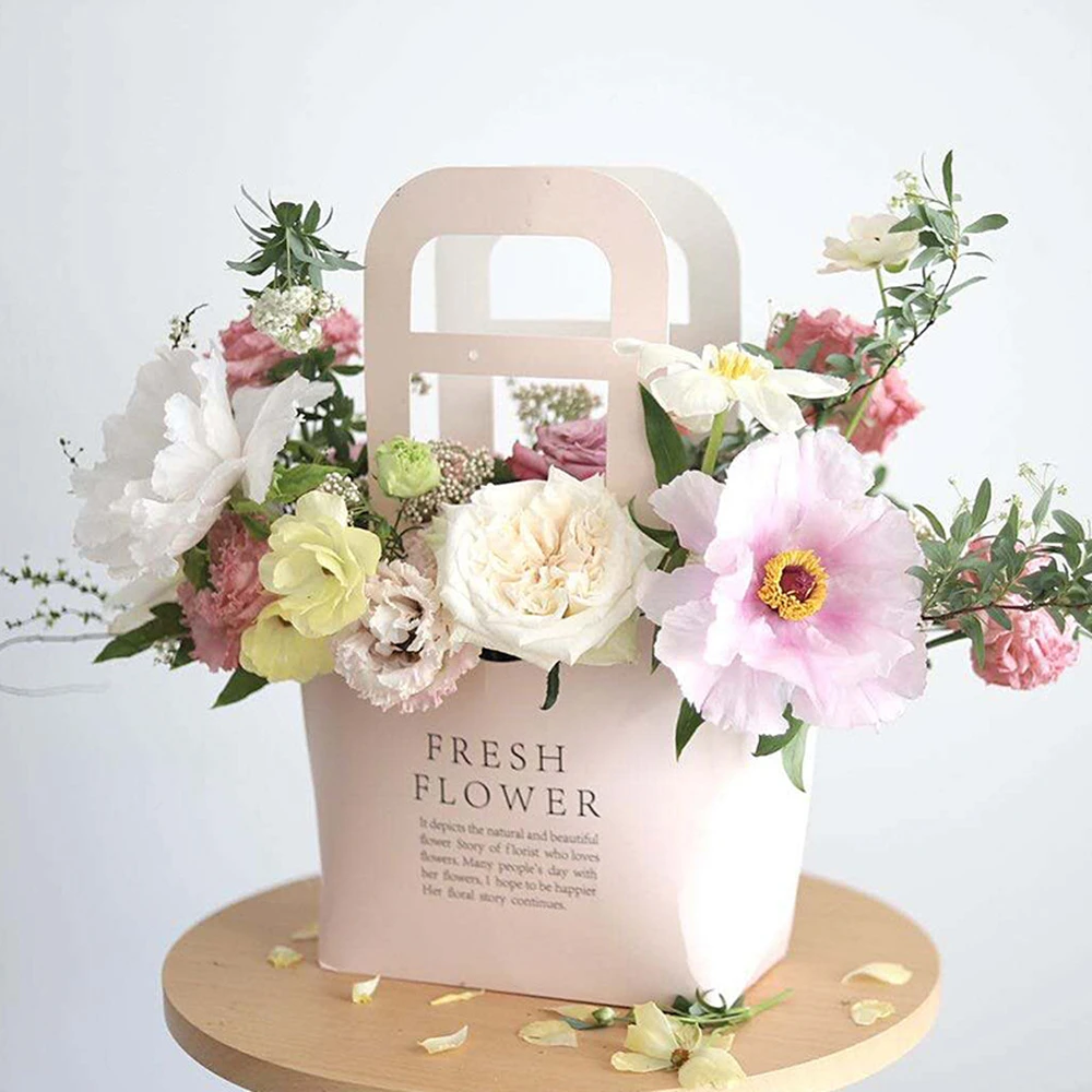 

hand flower arrangement paper bag, Waterproof Kraft Carry Handbag flower Baskets Packaging Gift Hipster Bouquet Floral Material