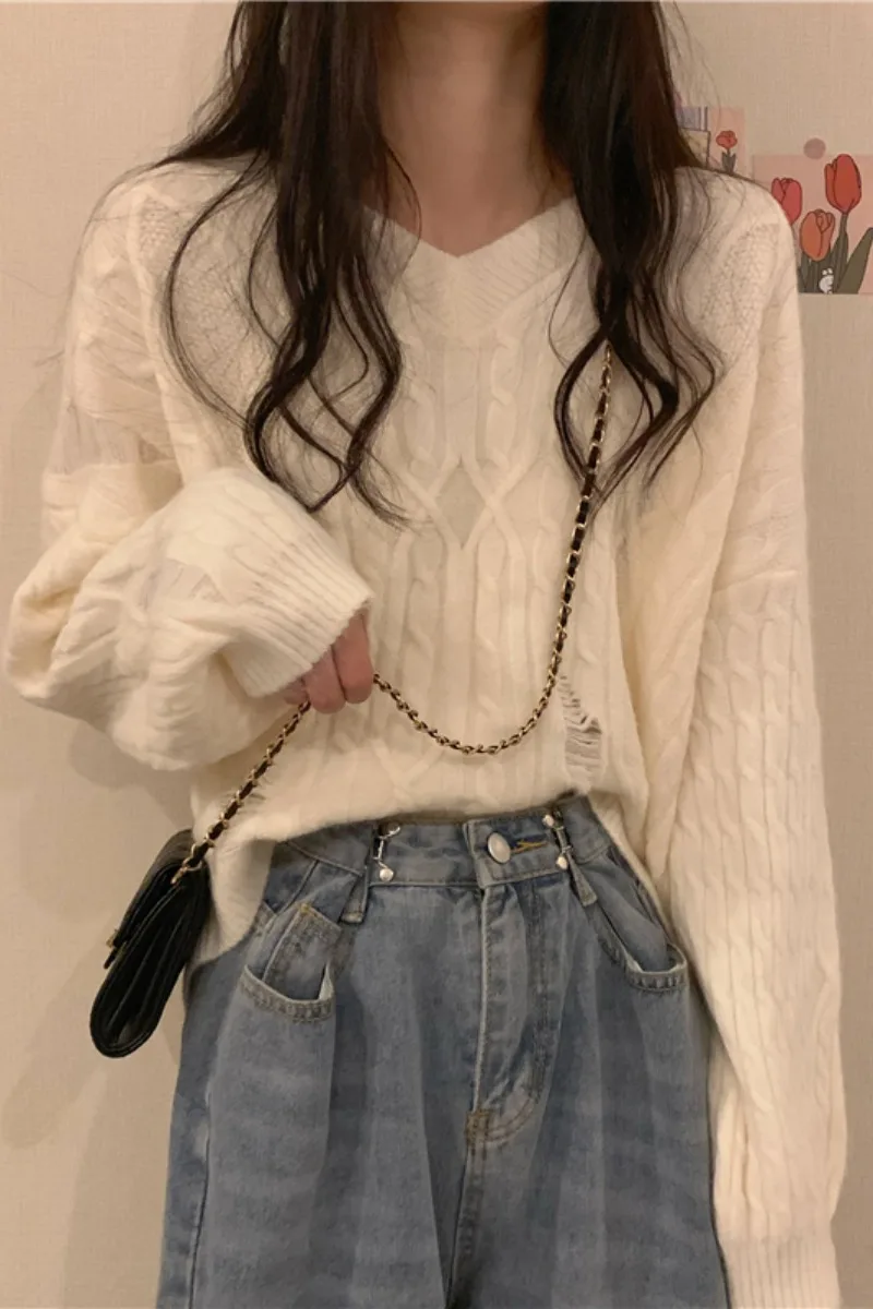 

Japanese twist knitted sweater women's autumn and winter wear new loose pullover lazy white coat tide