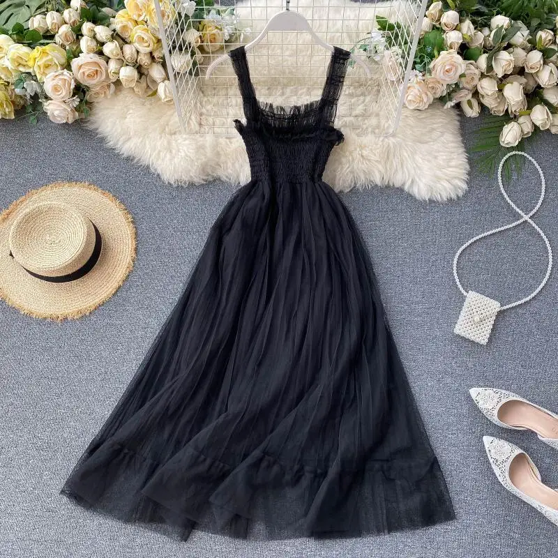 Женское Сетчатое платье на бретелях спагетти однотонное ДРАПИРОВАННОЕ