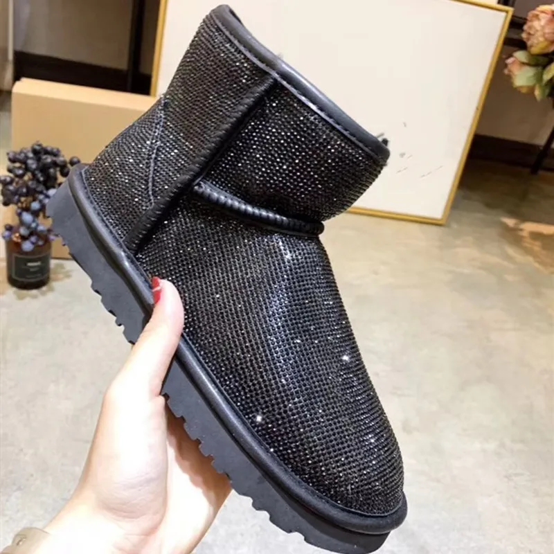 Зимняя обувь женские зимние ботинки с мехом блестящая кожаная теплые блестящие