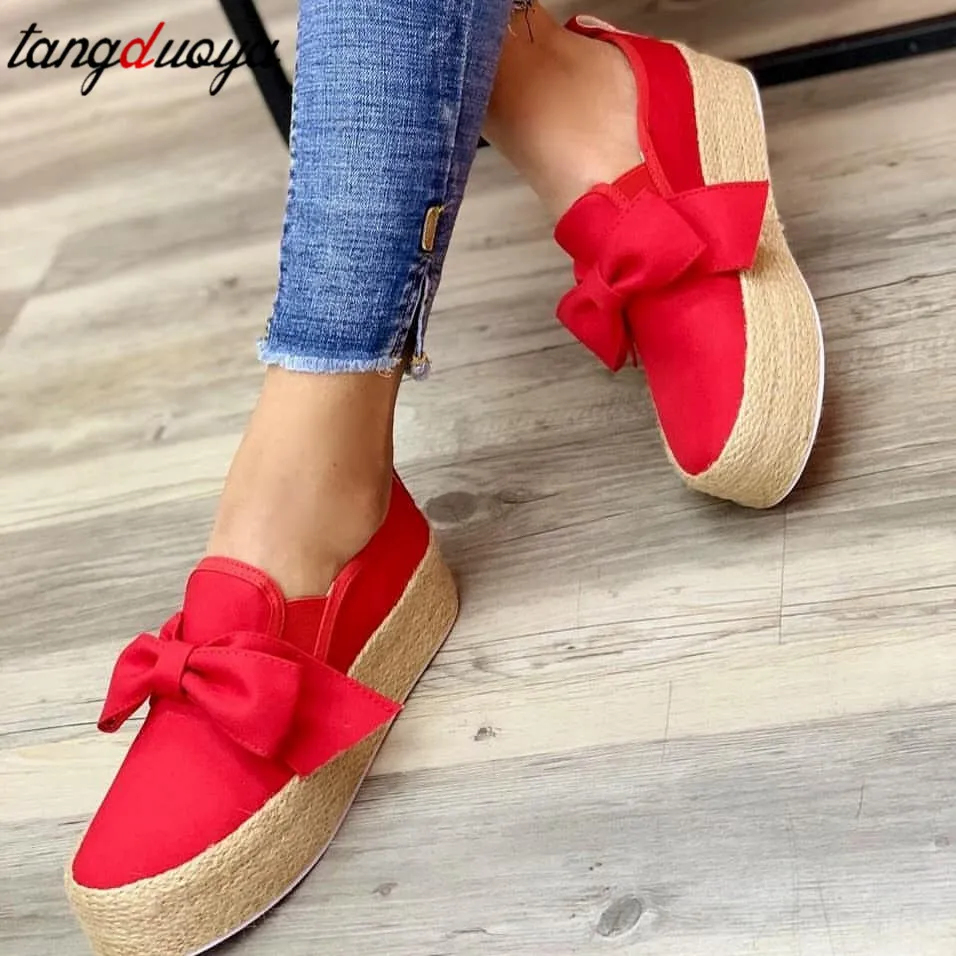 Модные женские кроссовки дышащие лоферы на платформе парусиновые туфли женская