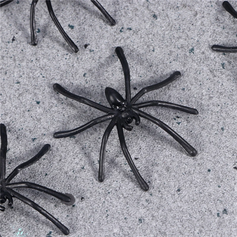 100 pcs Plastic Fake Spider Practical Jokes Props Realistic for Prank Halloween Party Decoration | Дом и сад