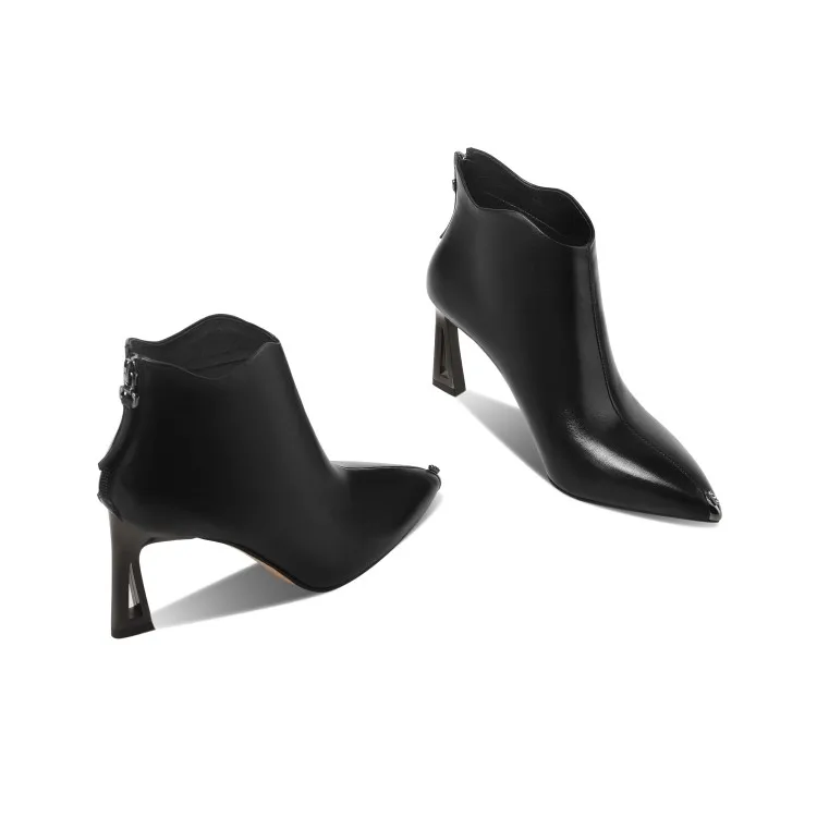 

MLJUESE 2021 women Ankle boots Cow leather Winter short plush Pointed Toe Metal Decoration High heels female boots size 39