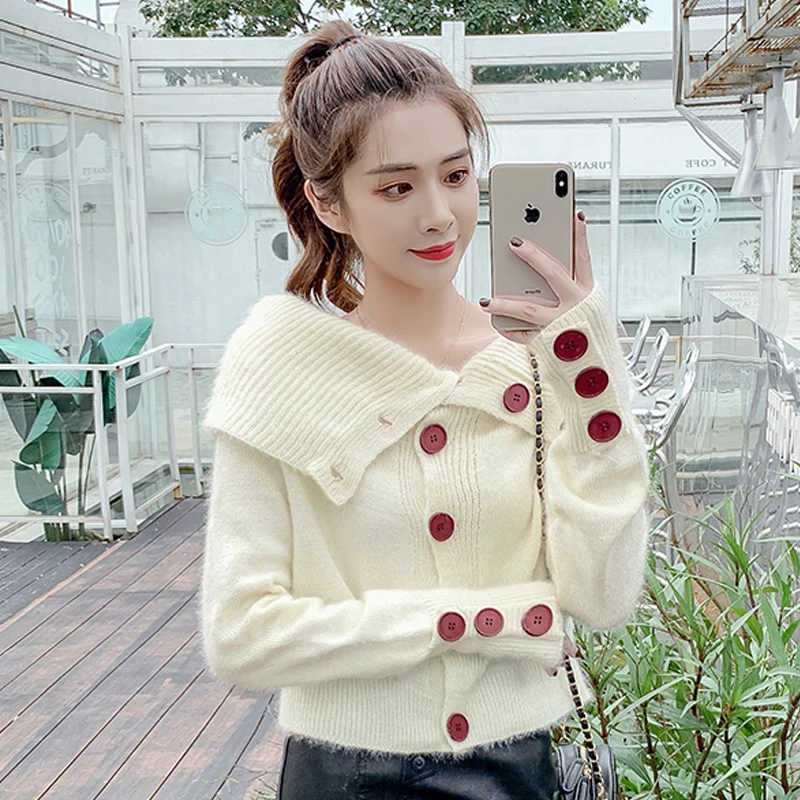 

Autumn/Winter Lapel Single-breasted Short Cashmere Knit Top Womens Sweet Warm Knit Outerwear