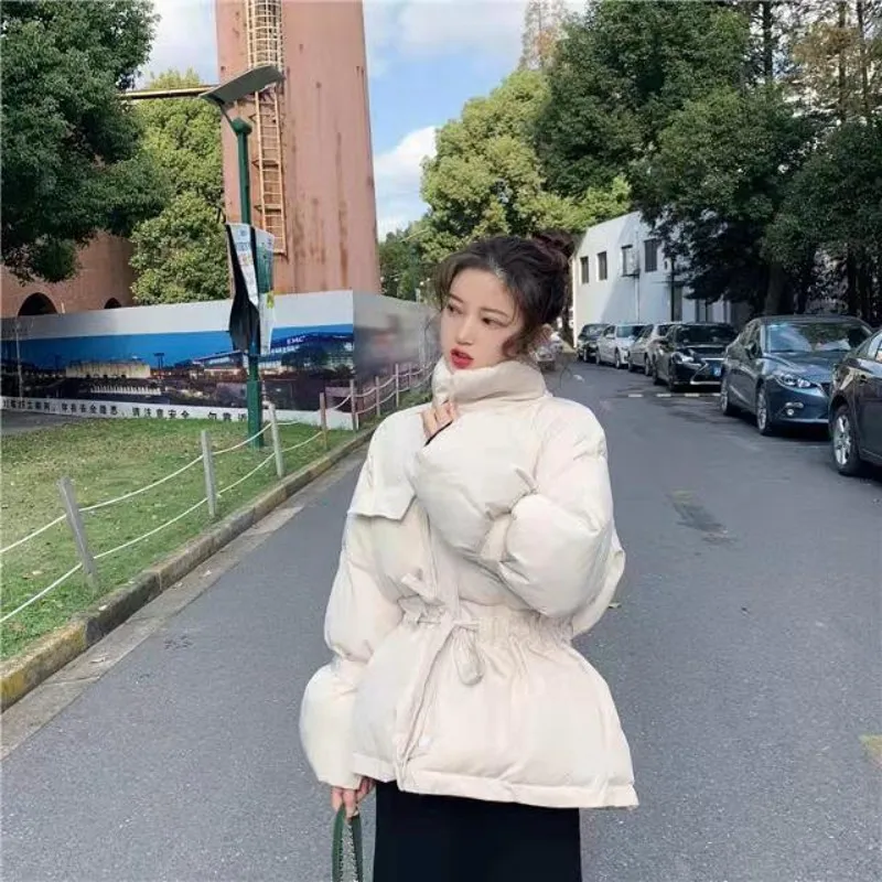 Зимняя женская короткая хлопковая куртка маленькая новая одежда Корейская