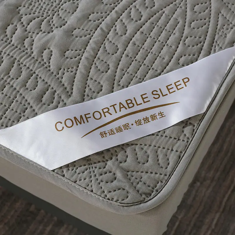 

Waterproof Bed Fitted Sheet Solid Color Mattress Cover Luxury Embossed Quilted Mattress Protector Thick Soft Pad