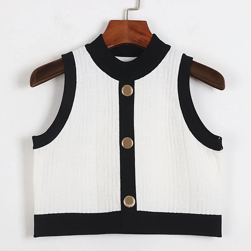 

2 She Beaty, -, , , , 2021