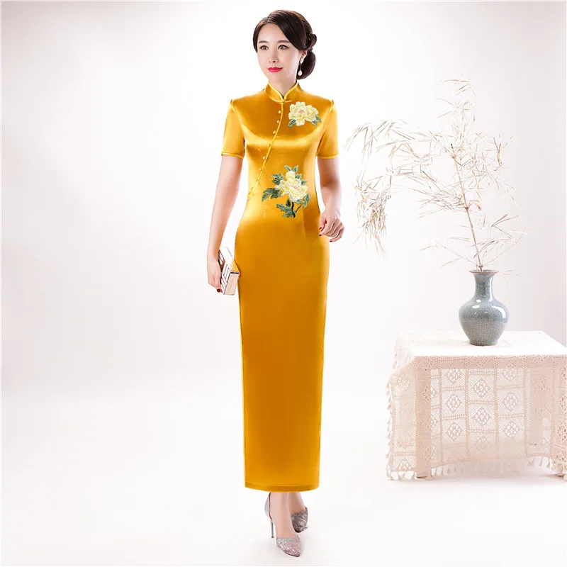 

Plus Size 5XL Chinese Traditional Vintage Ladies Long Embroidery Applique Gold Qipao Slim Classic Stage Show Elegant Cheongsam