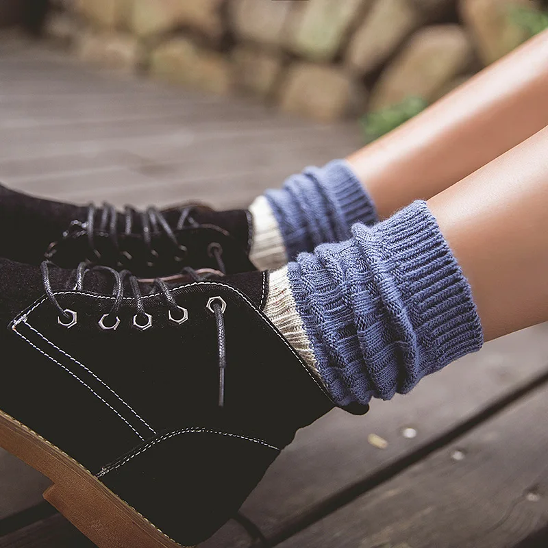 Женские носки осенние и зимние японские с ворсом Разноцветные средней длины