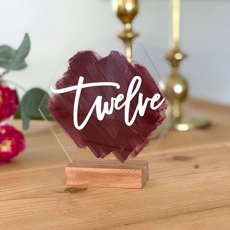 Табличка акриловая окрашенная на заказ шестигранная табличка с номером