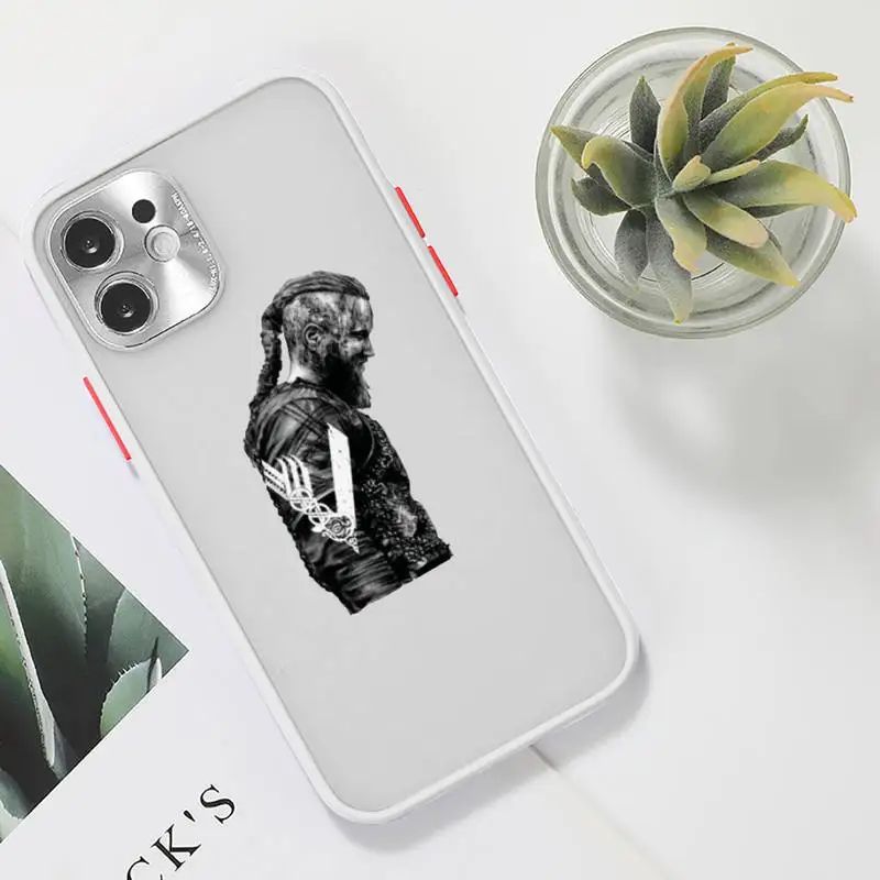 

Ragnar Lothbrok Vikings Phone Case For iPhone 12 11 Mini Pro XR XS Max 7 8 Plus X Matte transparent White Back Cover